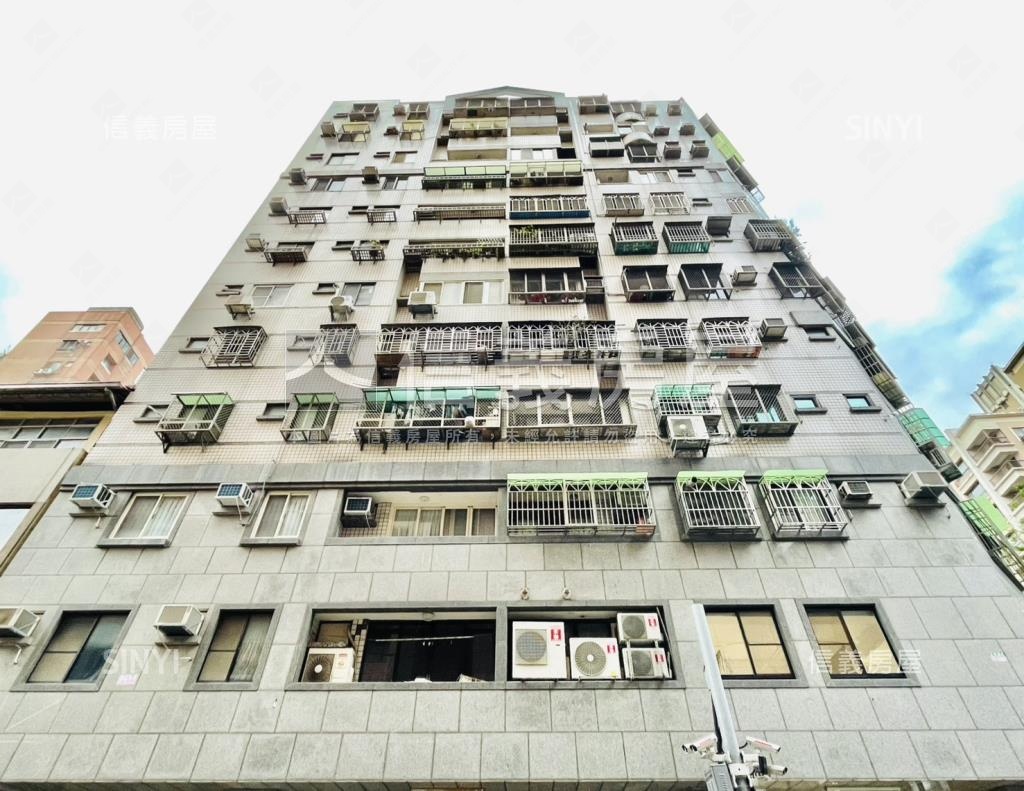 世紀圖騰社區外觀及周邊環境