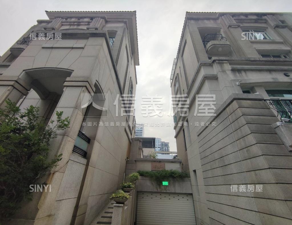 世紀椰風社區外觀及周邊環境