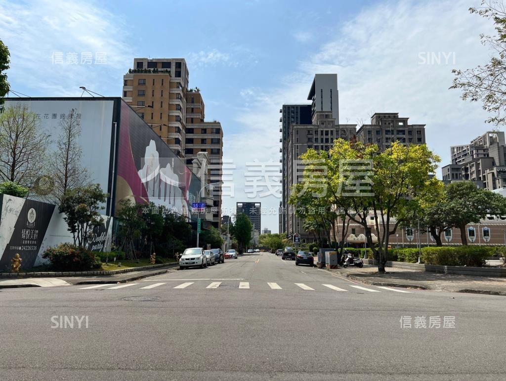崇景社區外觀及周邊環境