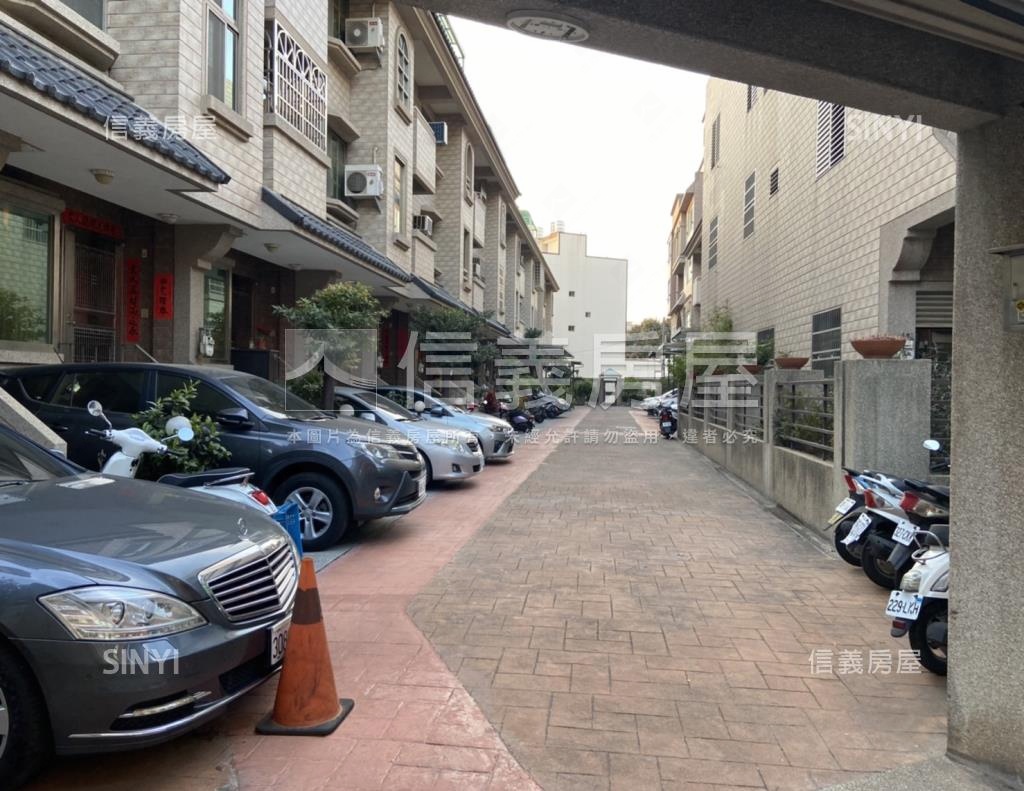 富豪極品社區外觀及周邊環境