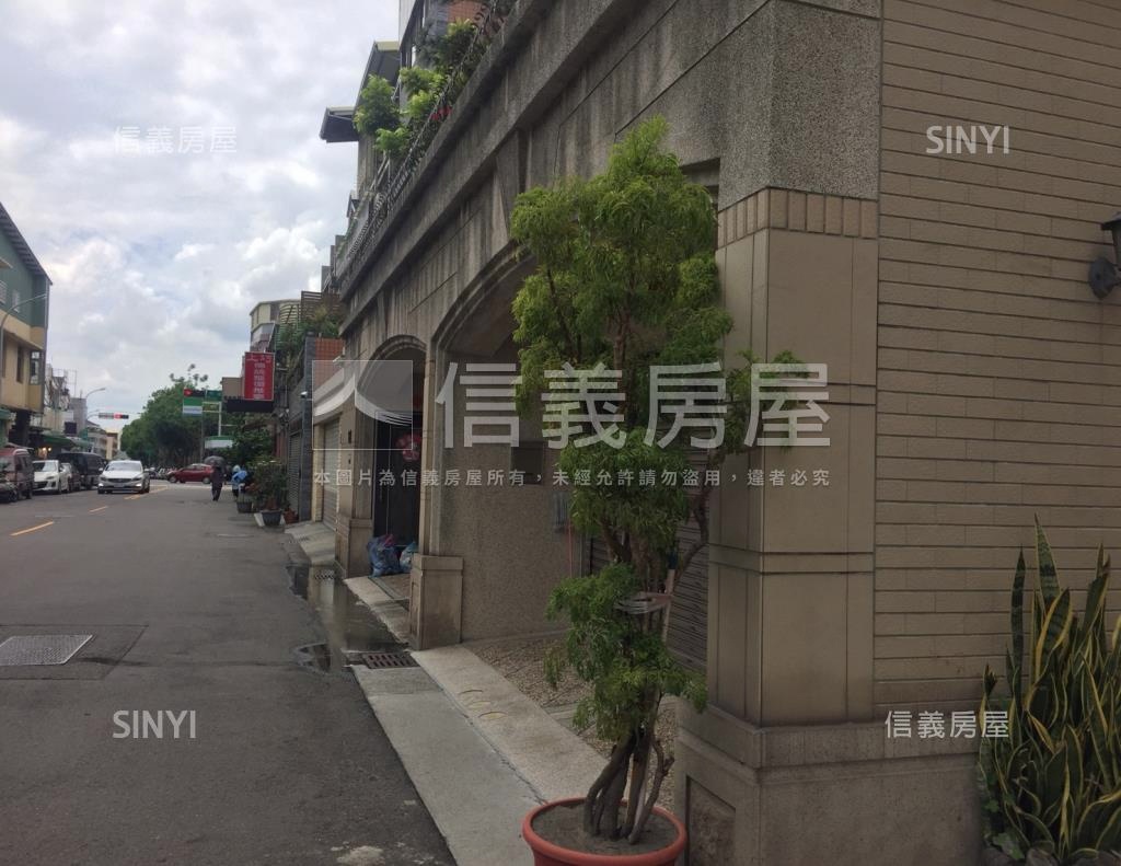 佑崧大第特區社區外觀及周邊環境