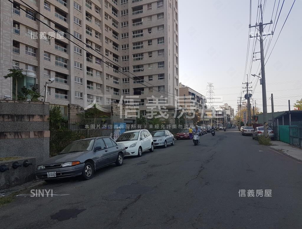 希望之都社區外觀及周邊環境