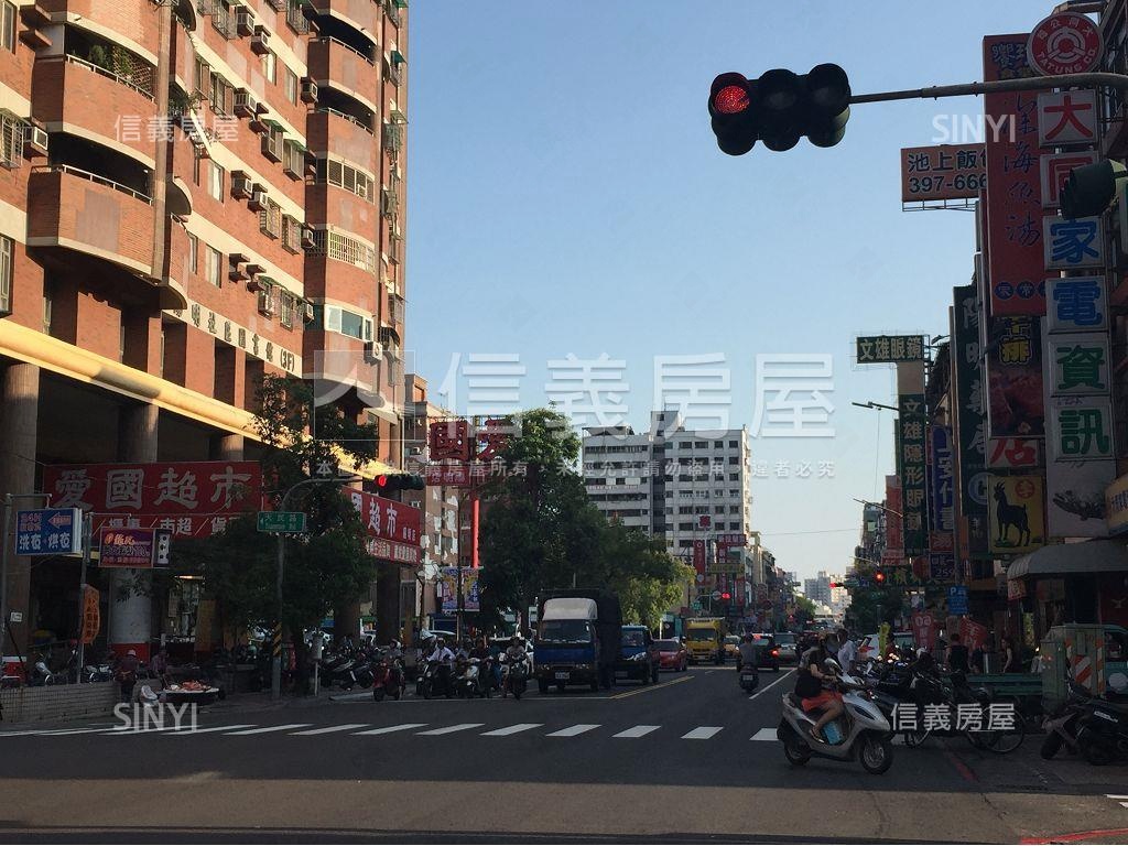 陽明苑社區外觀及周邊環境