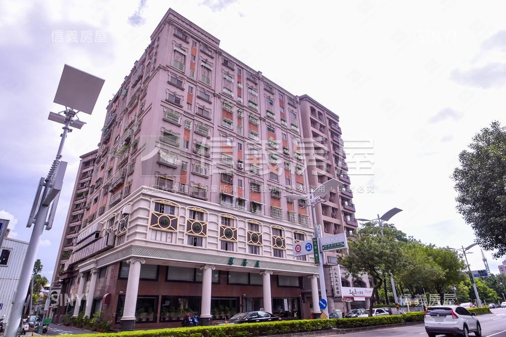 雲錦堂皇社區外觀及周邊環境
