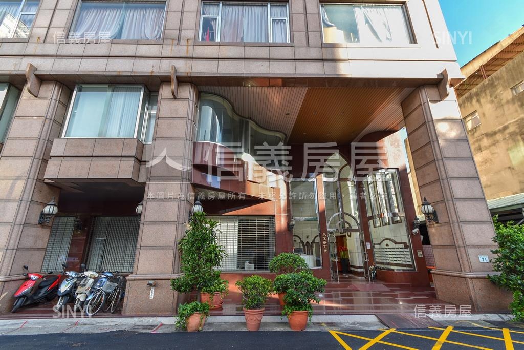 百立首府宮庭社區外觀及周邊環境