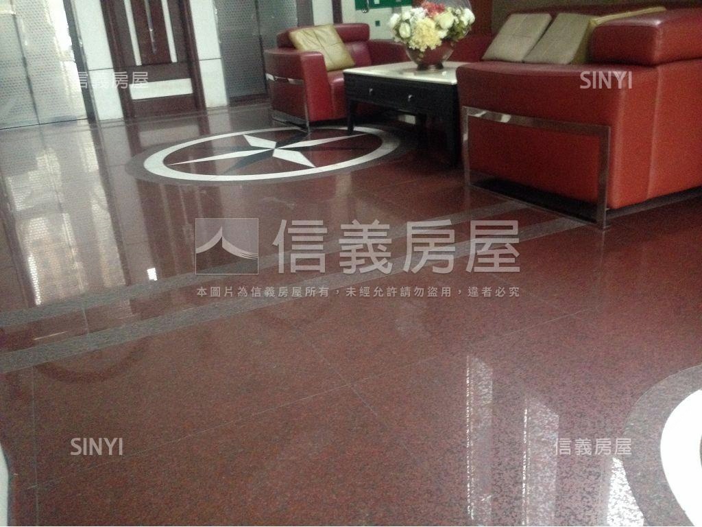百立首府宮庭社區外觀及周邊環境