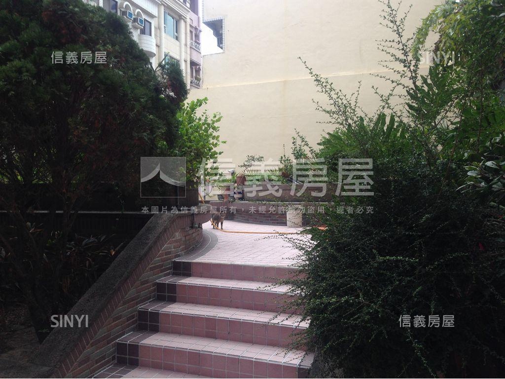 百立首府宮庭社區外觀及周邊環境
