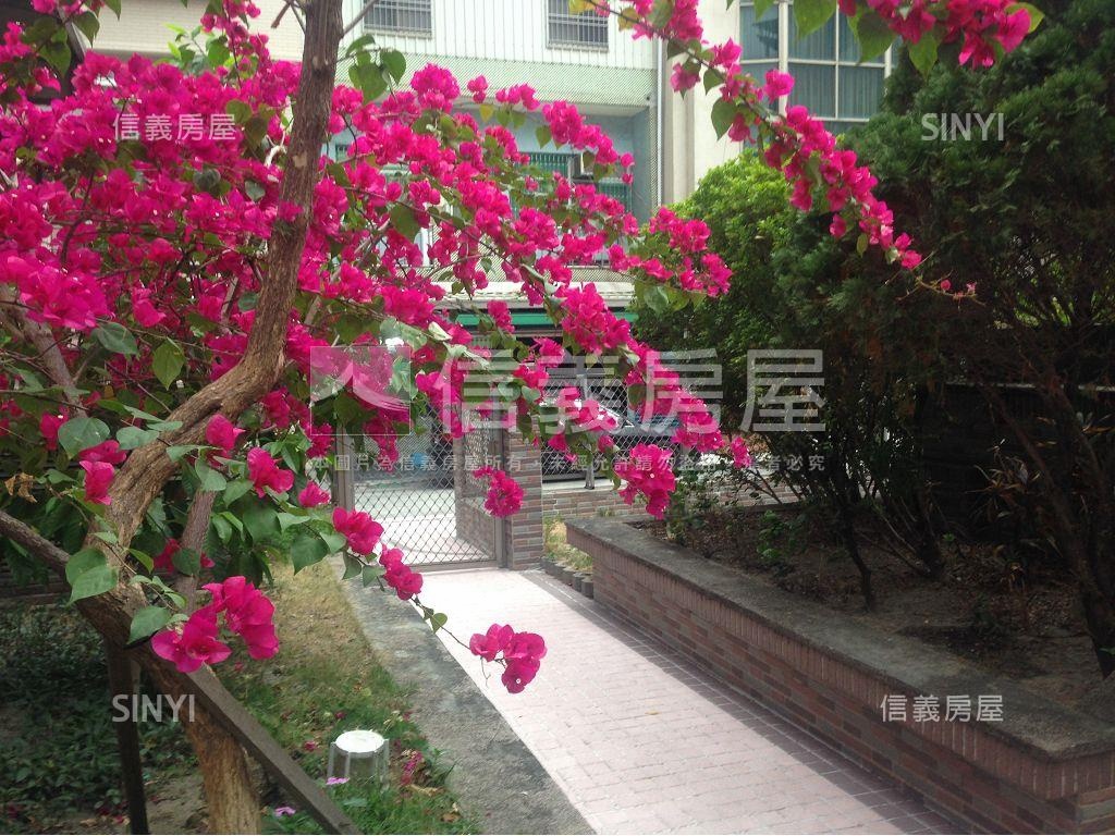 百立首府宮庭社區外觀及周邊環境
