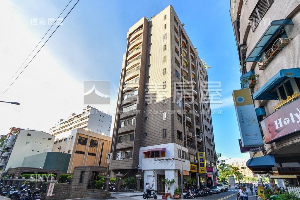 高屋國家廣場社區外觀及周邊環境
