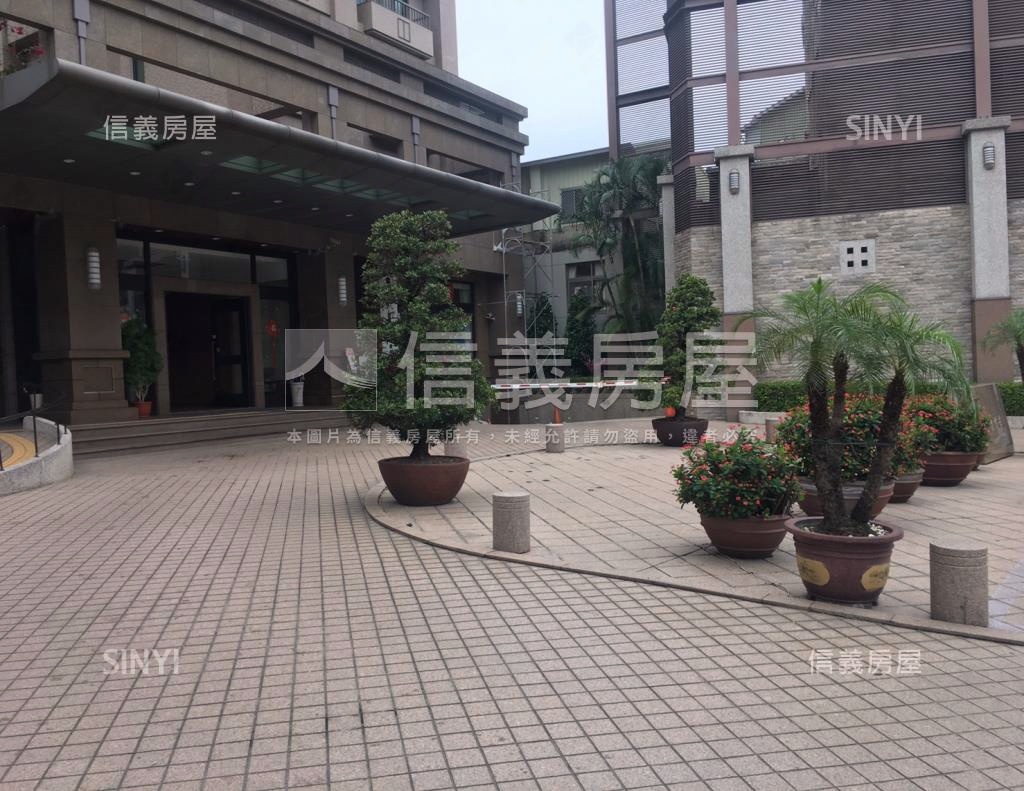 全台首學社區外觀及周邊環境