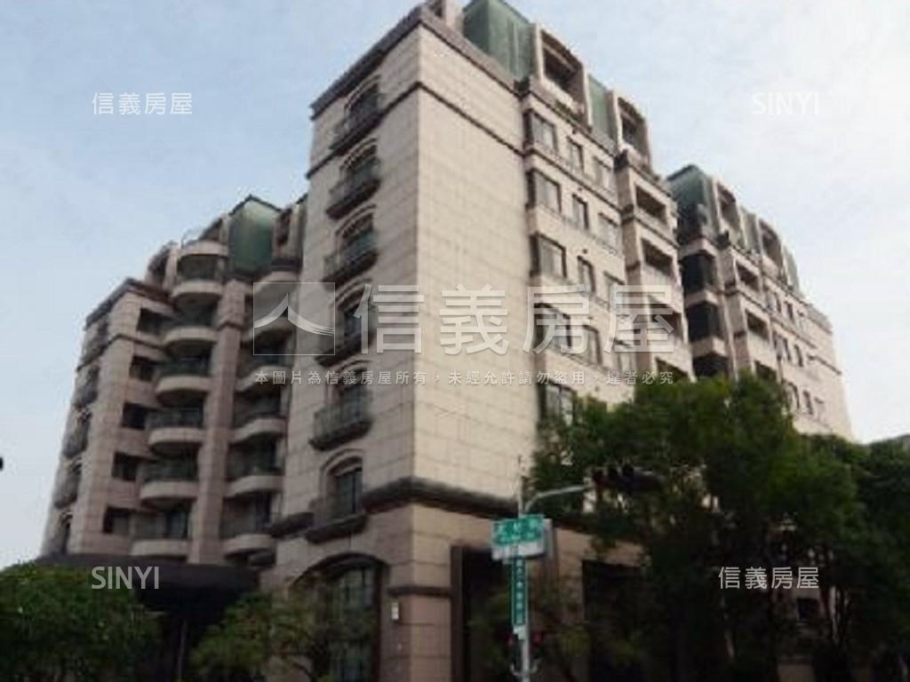 金典社區外觀及周邊環境