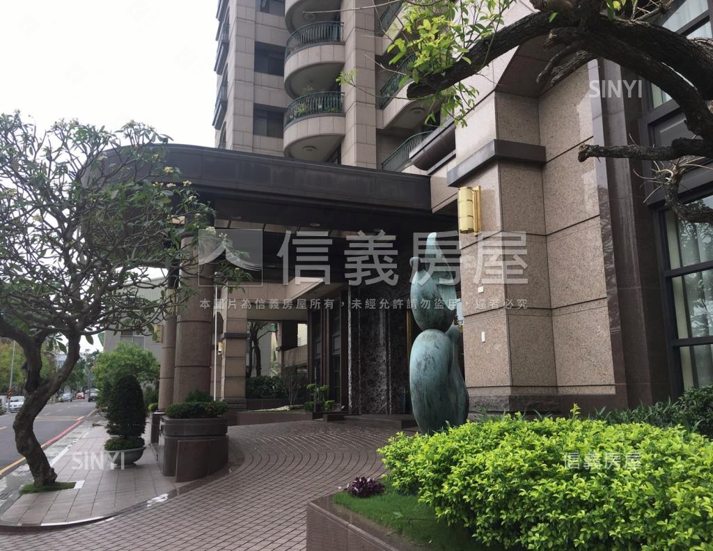 金典社區外觀及周邊環境