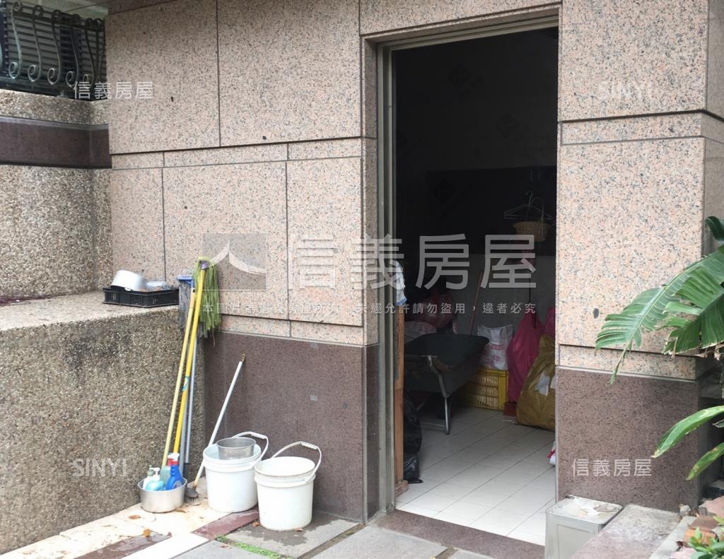 金典社區外觀及周邊環境