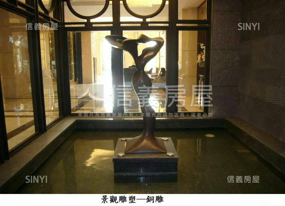 皇苑人文首璽社區外觀及周邊環境