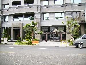 全誠遠見萊茵社區外觀及周邊環境