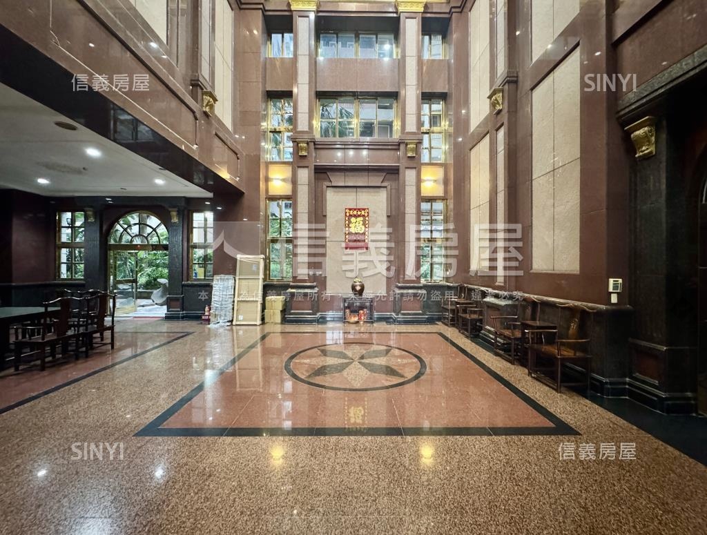 至尊宮廷社區外觀及周邊環境