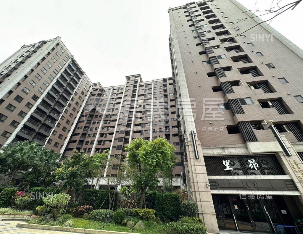 鴻築里昂社區外觀及周邊環境