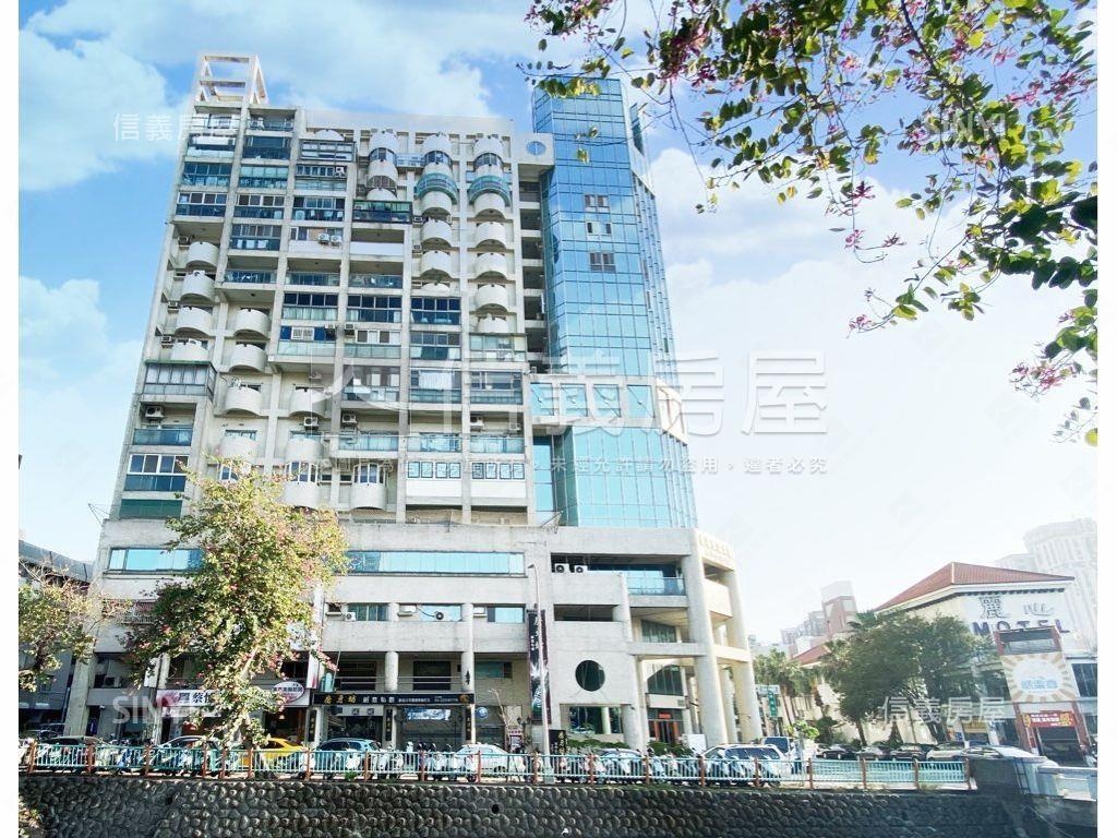 俊國商業大樓社區外觀及周邊環境