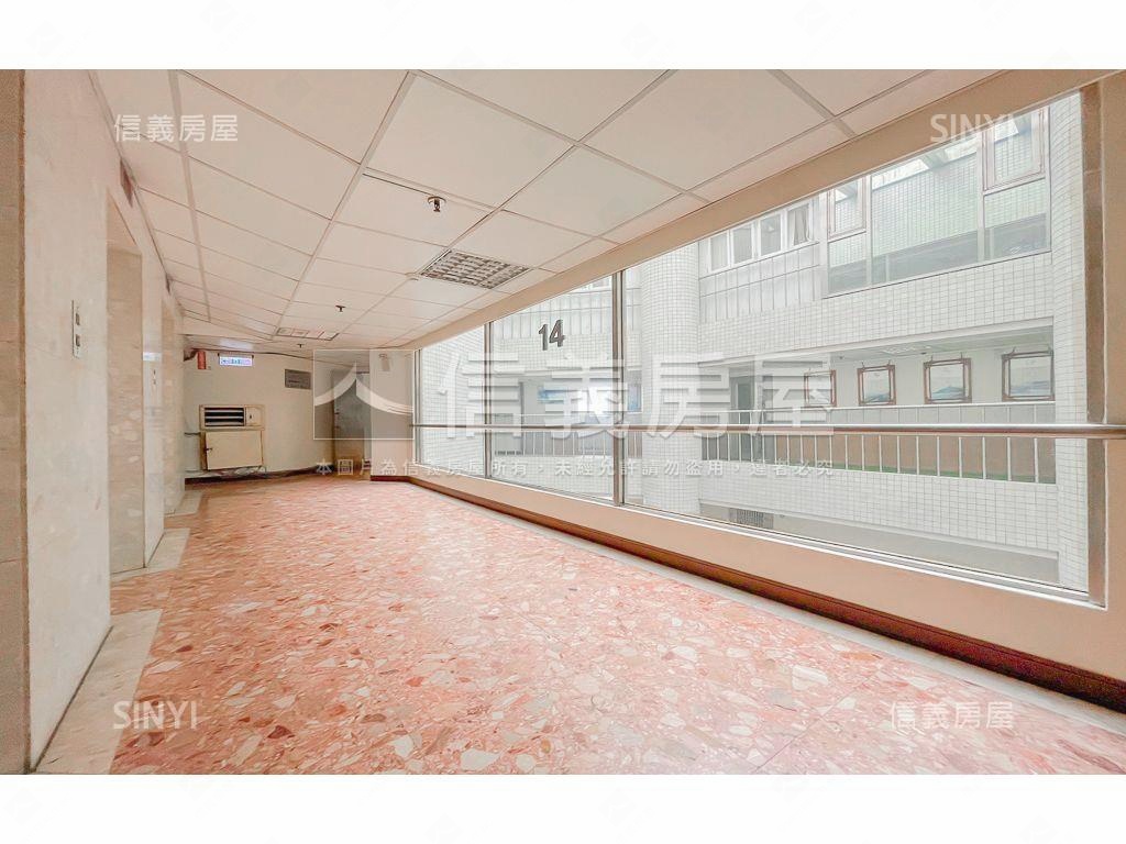 俊國商業大樓社區外觀及周邊環境