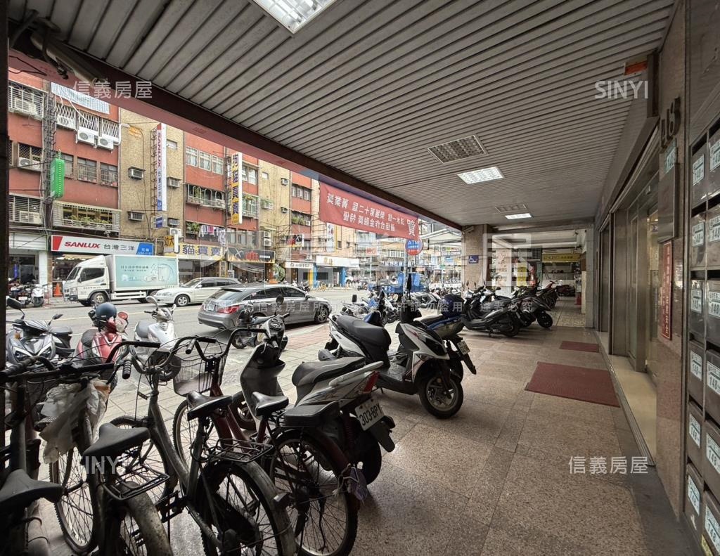力行路二段148號華廈社區外觀及周邊環境