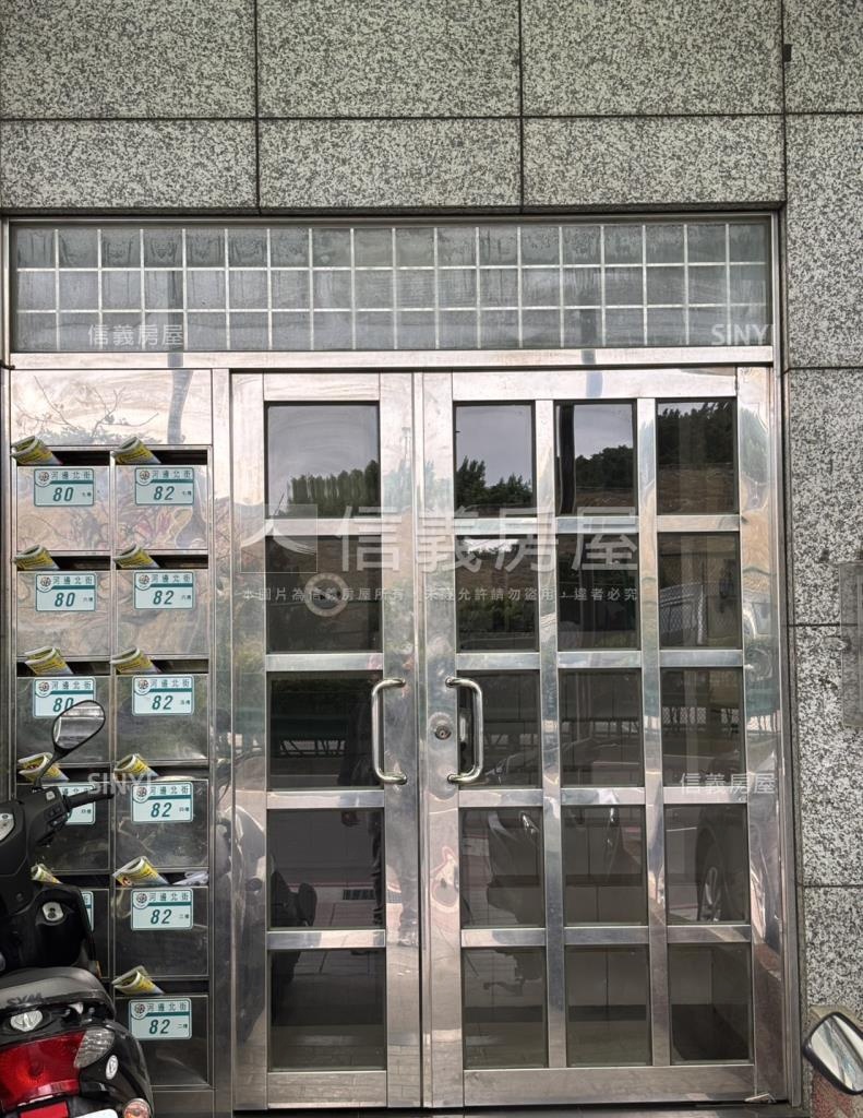 河堤社區外觀及周邊環境