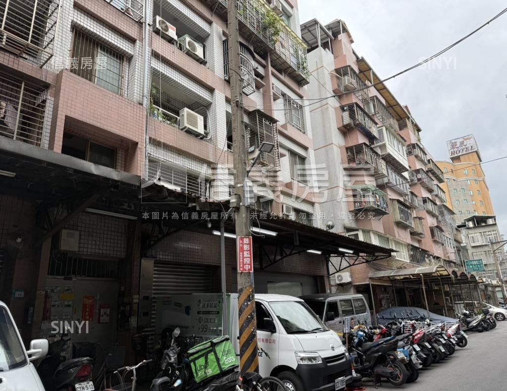 三和路四段117巷華廈社區外觀及周邊環境