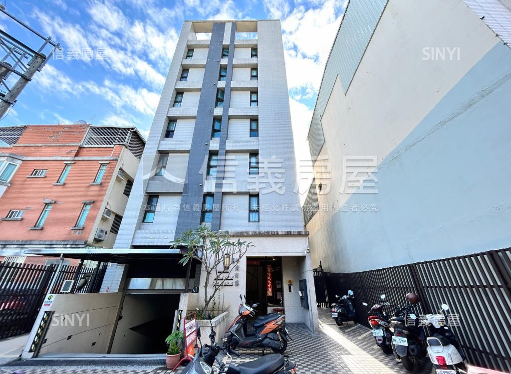 年青有為社區外觀及周邊環境