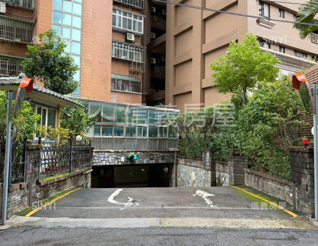 四維大廈社區外觀及周邊環境