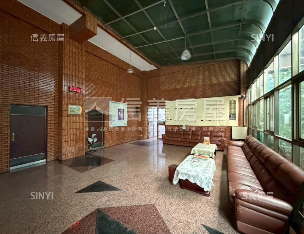 四維大廈社區外觀及周邊環境