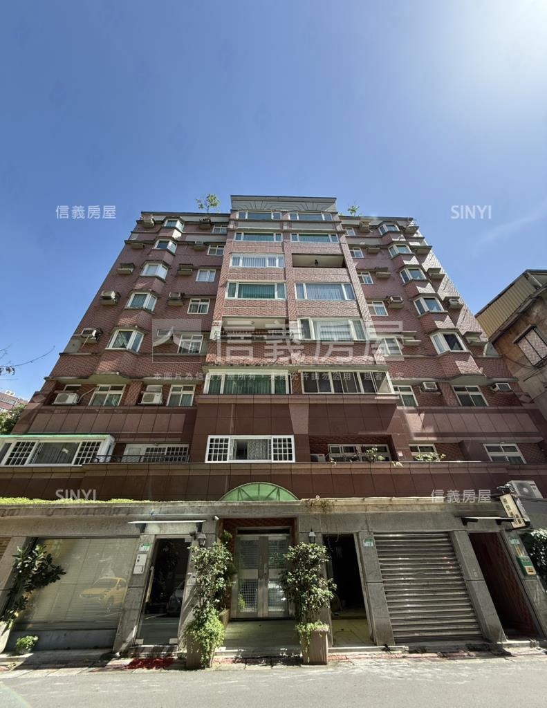仁愛首璽社區外觀及周邊環境