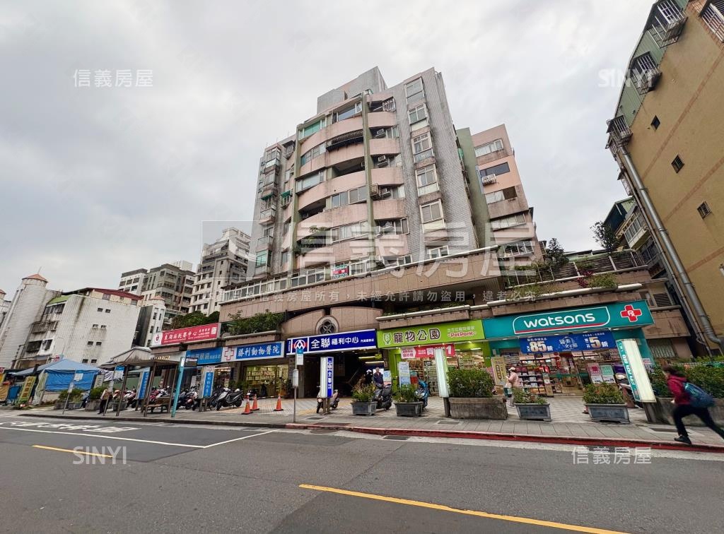 漢鴻經典社區外觀及周邊環境