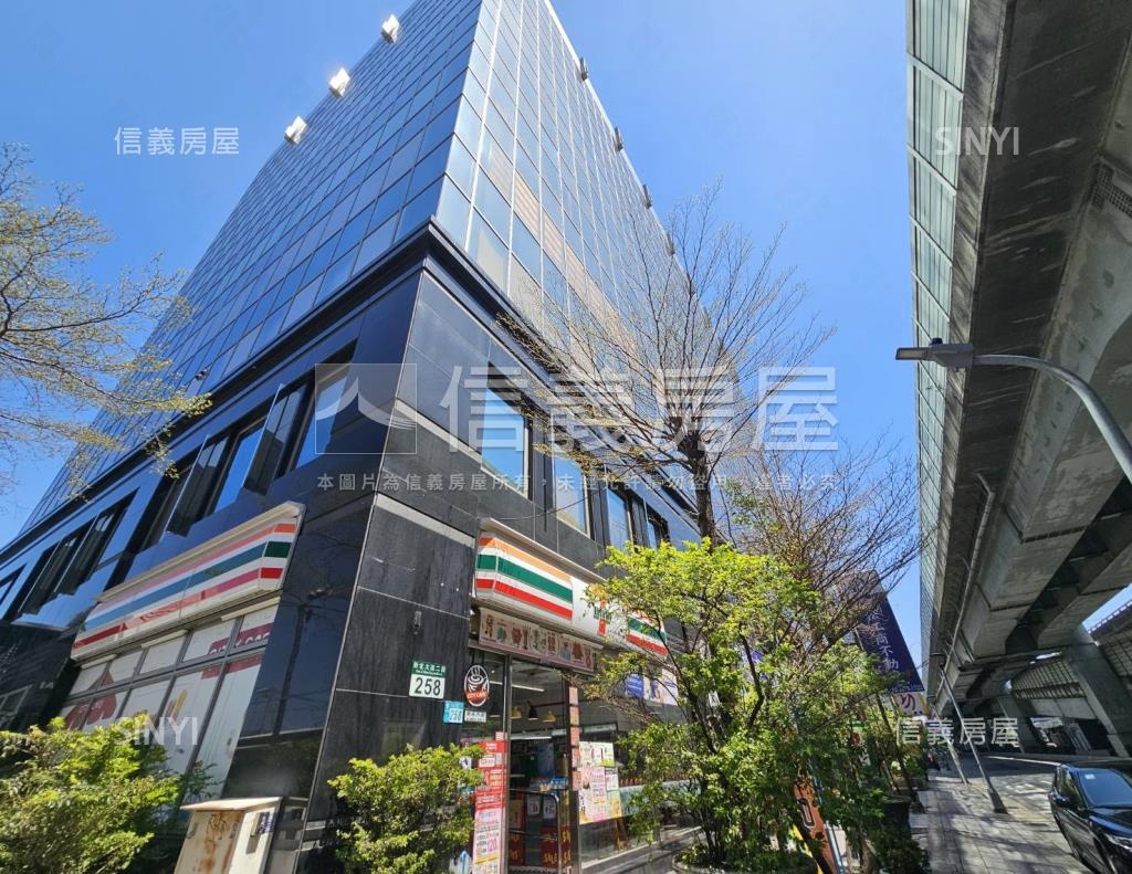 前瞻企業大樓B棟社區外觀及周邊環境