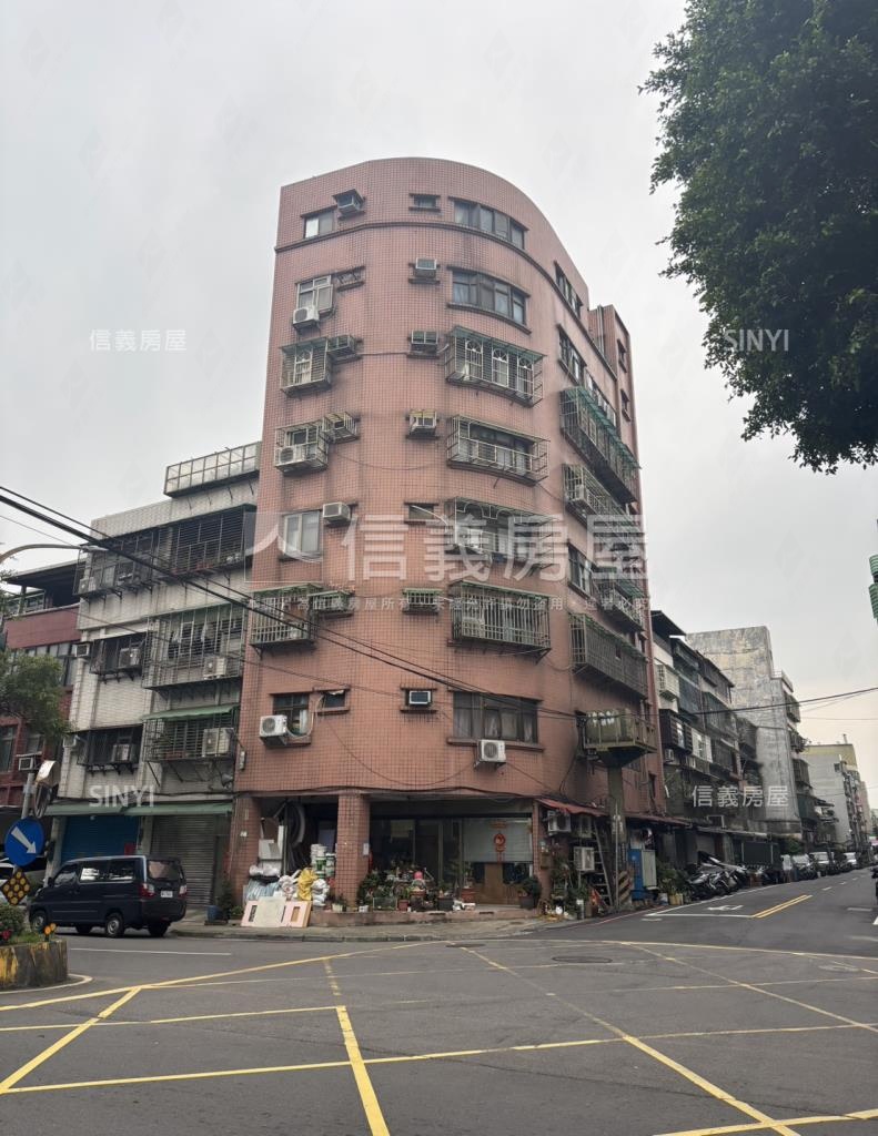 河邊北街華廈社區外觀及周邊環境