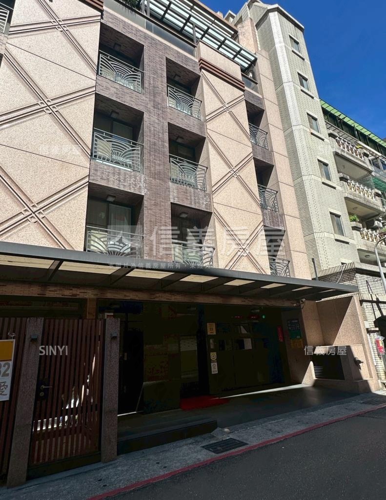 上群信義社區外觀及周邊環境