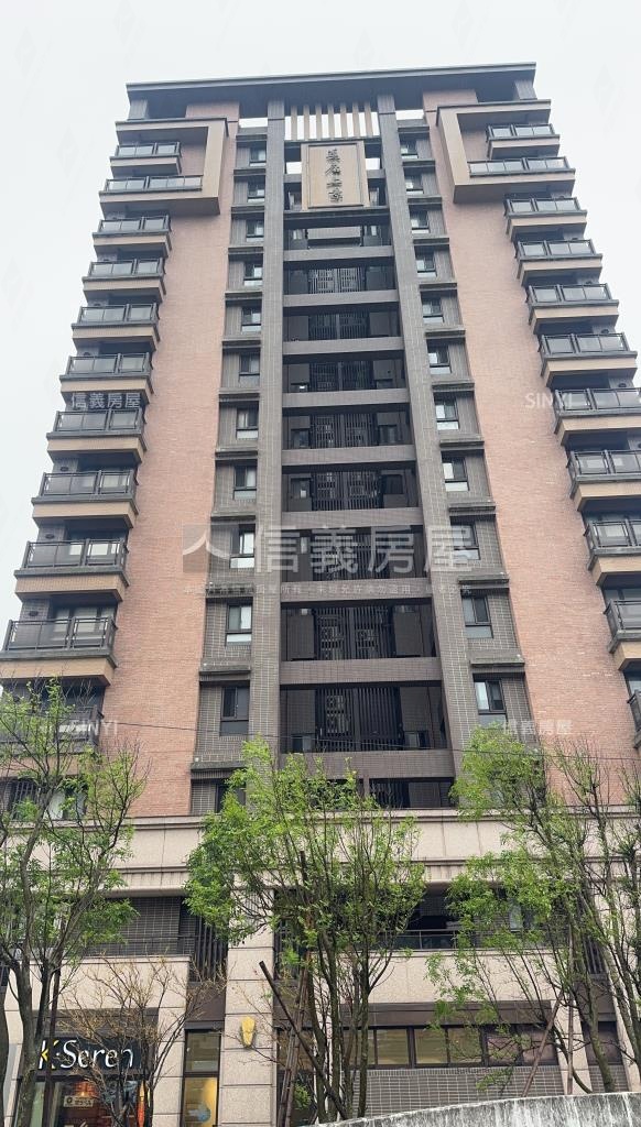 美居上景社區外觀及周邊環境