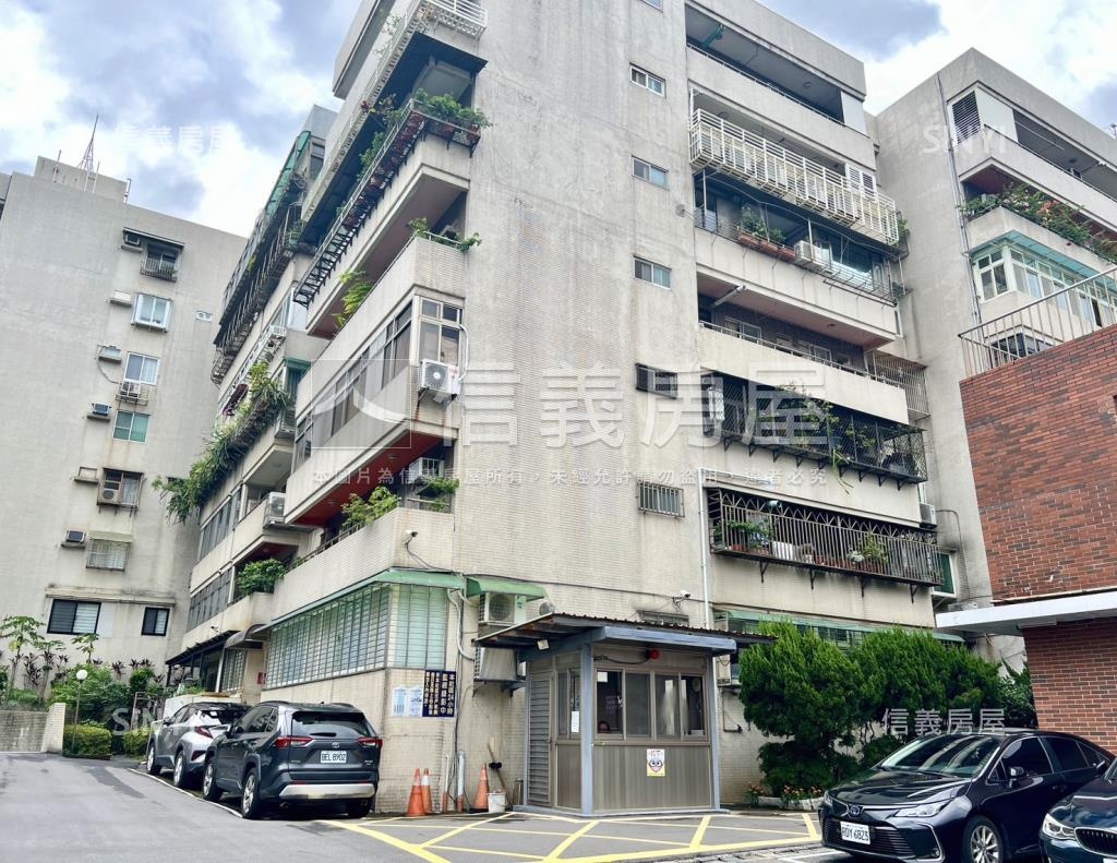 中銀山莊A區社區外觀及周邊環境