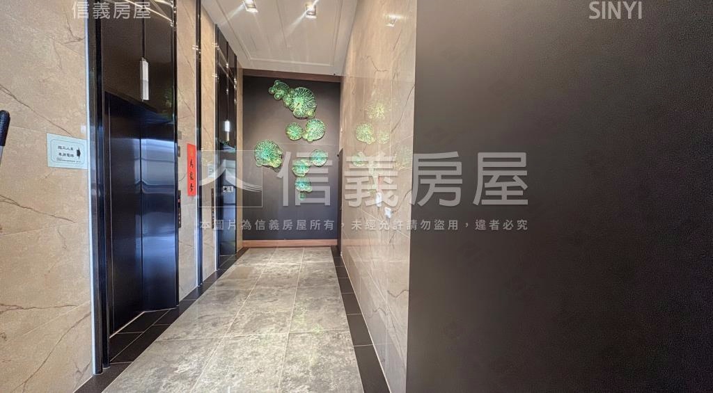 朗朗社區外觀及周邊環境
