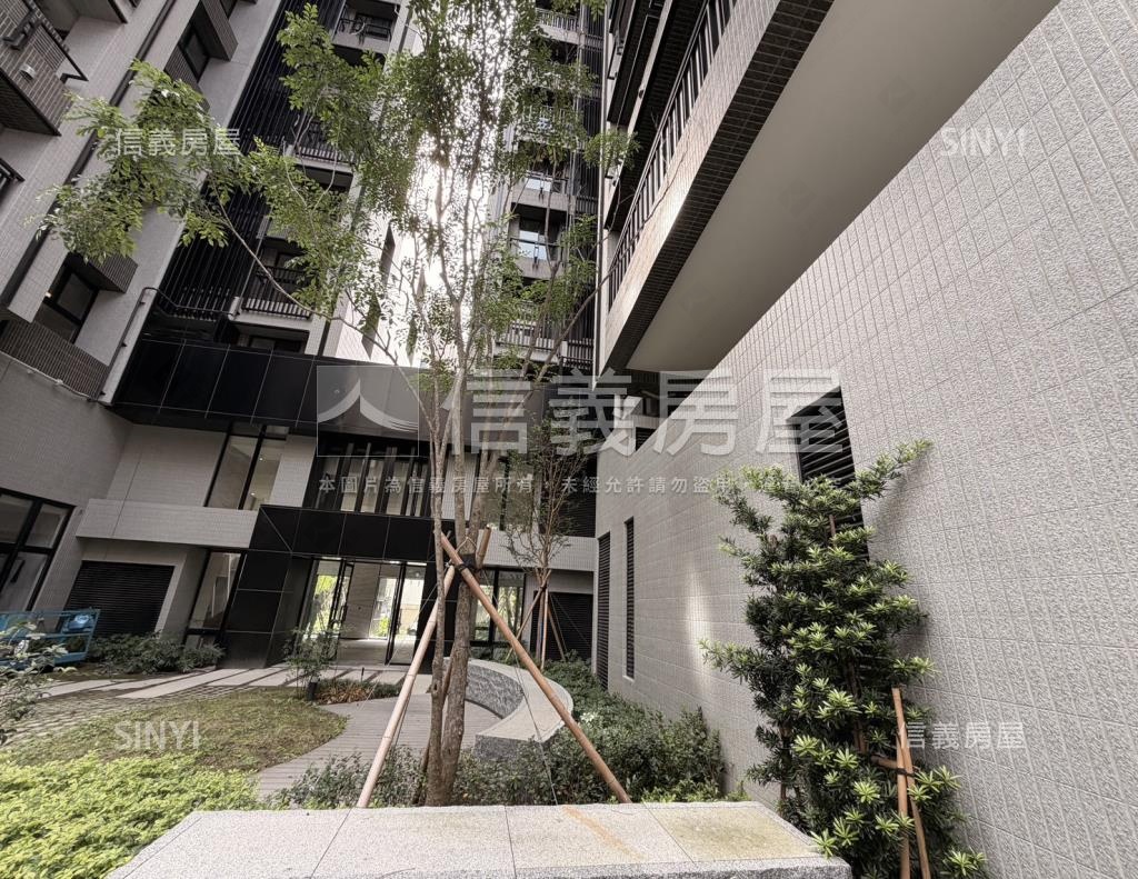 仁山潮尚居社區外觀及周邊環境