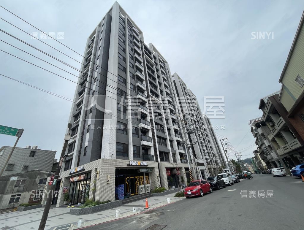 泓典金鑽恆鑽區社區外觀及周邊環境