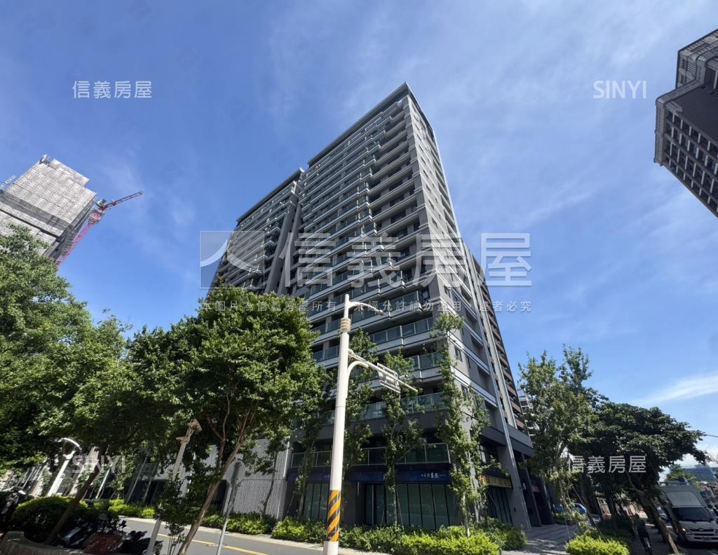 京澄泰然社區外觀及周邊環境