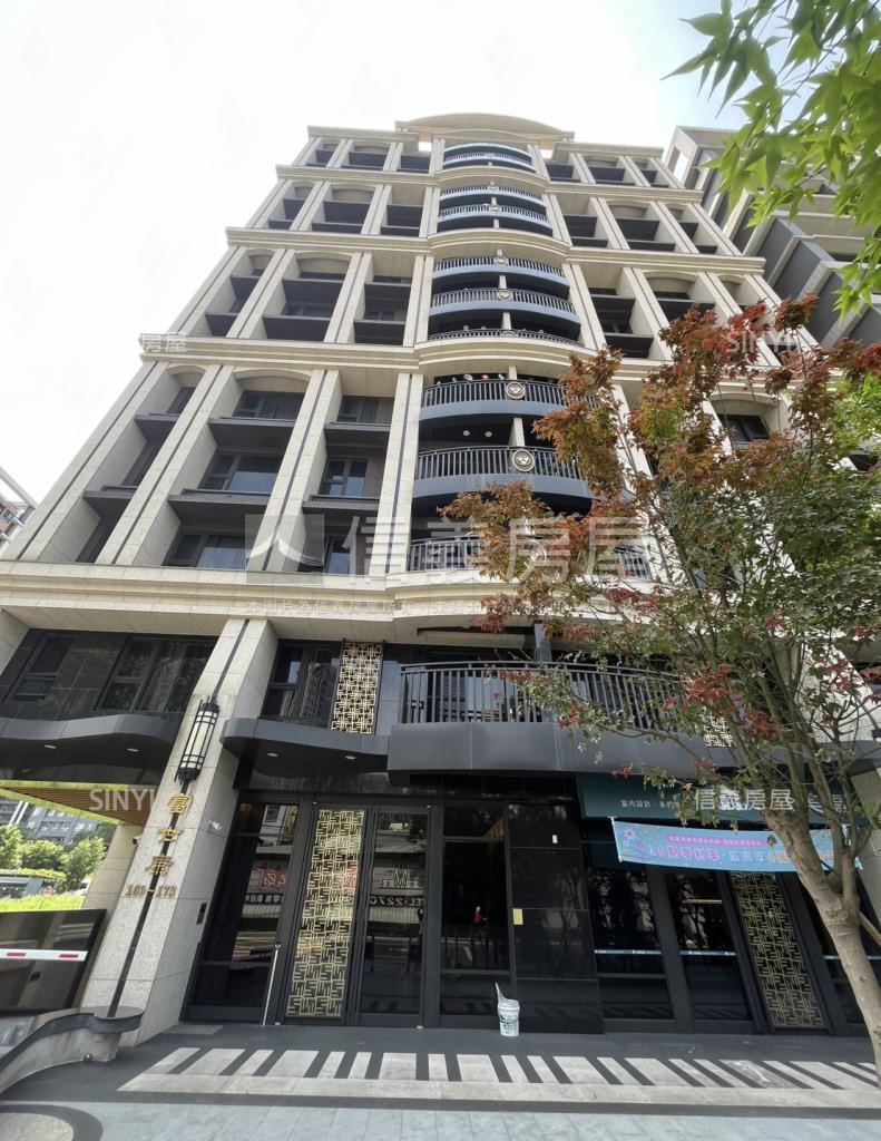 八方富世康社區外觀及周邊環境