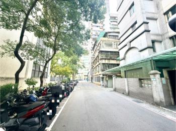 信義路三段111巷華廈