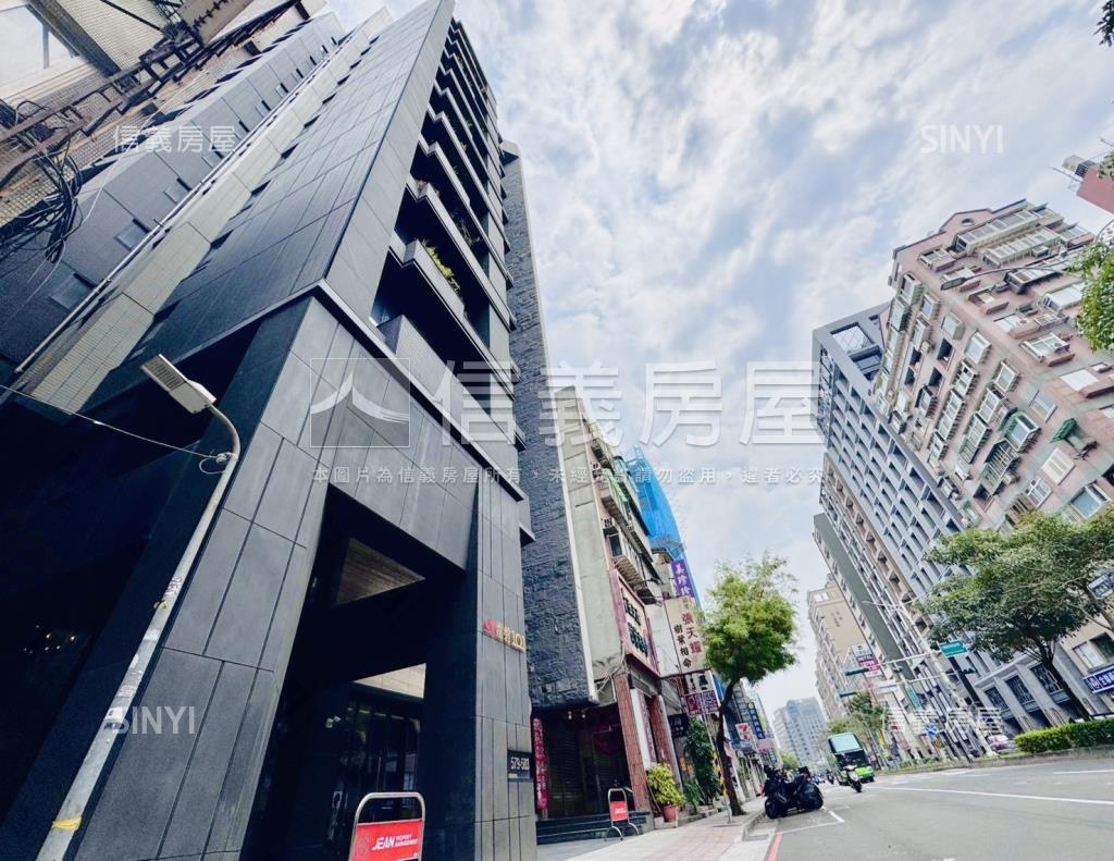 嘉磐101社區外觀及周邊環境
