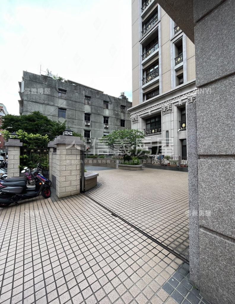 築城大富社區外觀及周邊環境