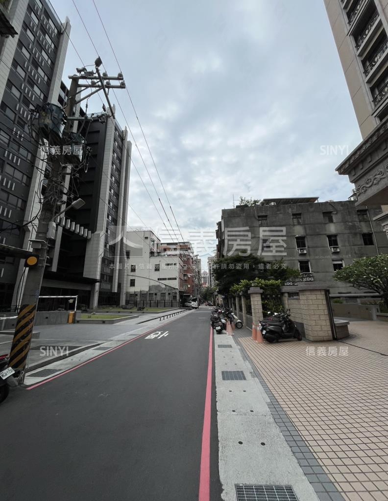 築城大富社區外觀及周邊環境