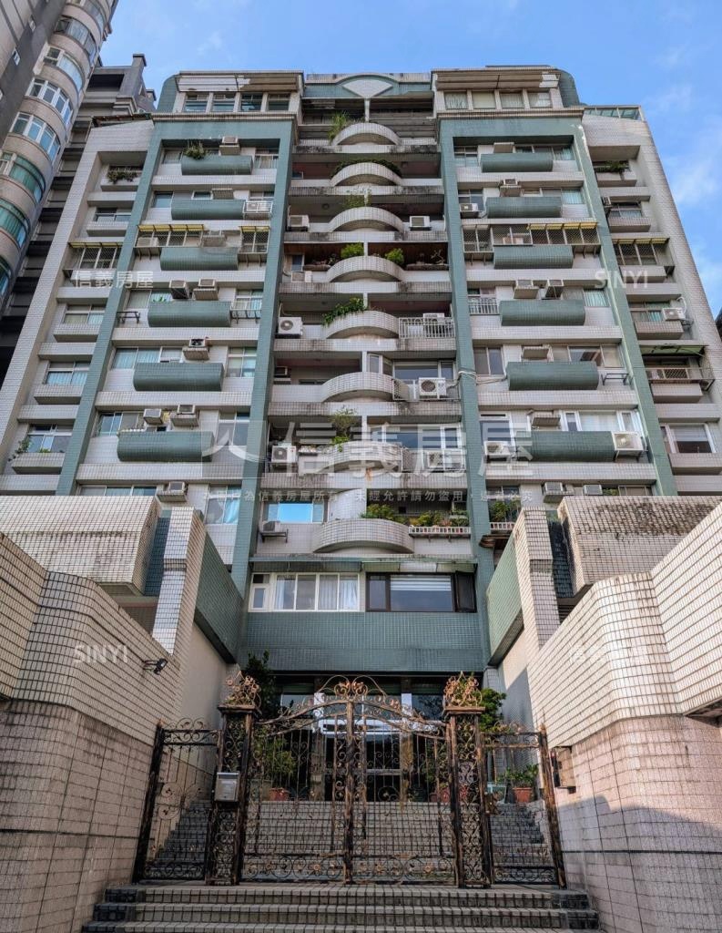 城市山林社區外觀及周邊環境