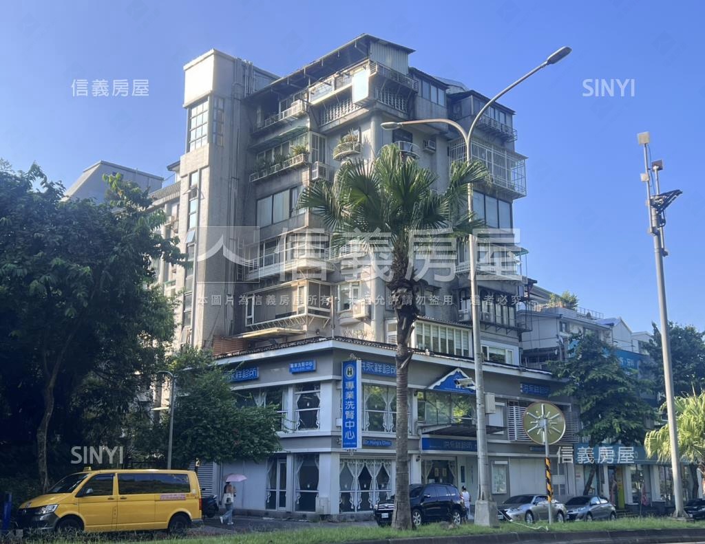 儒林庭園社區外觀及周邊環境