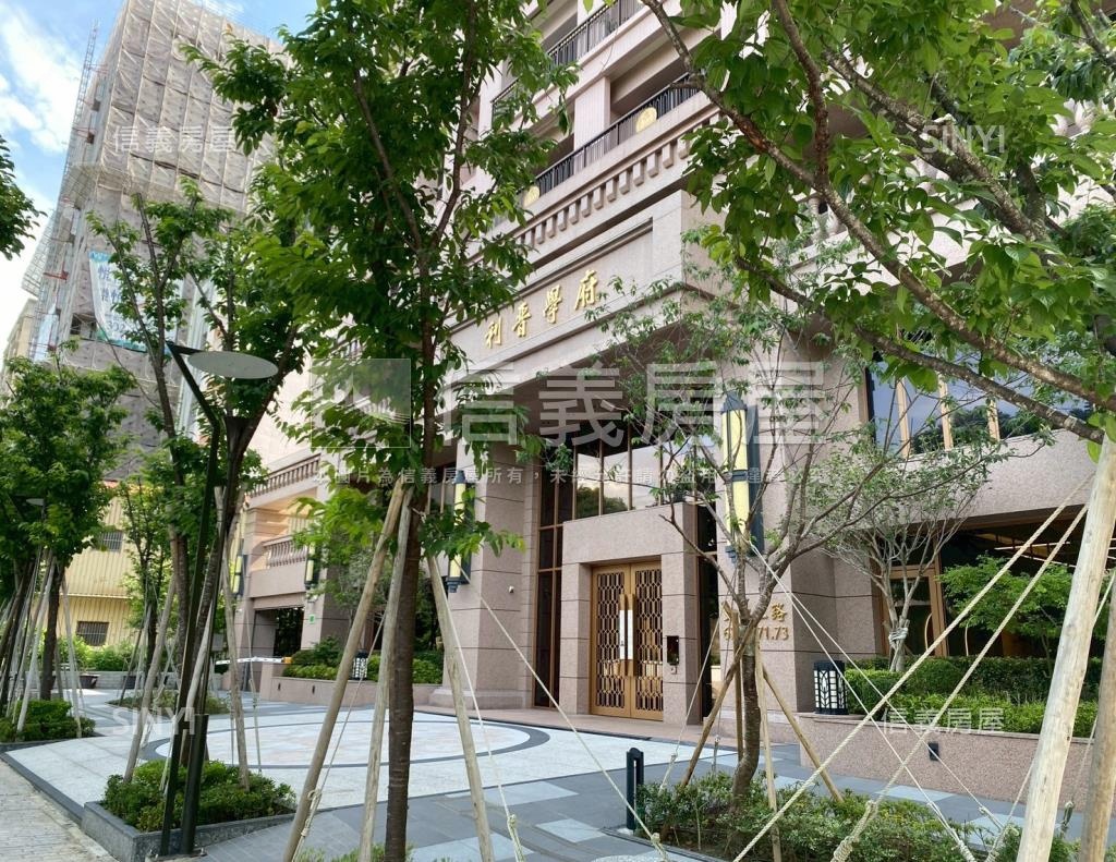 利晉學府社區外觀及周邊環境