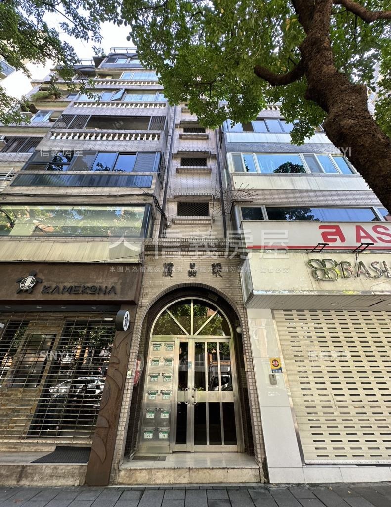 逸品樓社區外觀及周邊環境