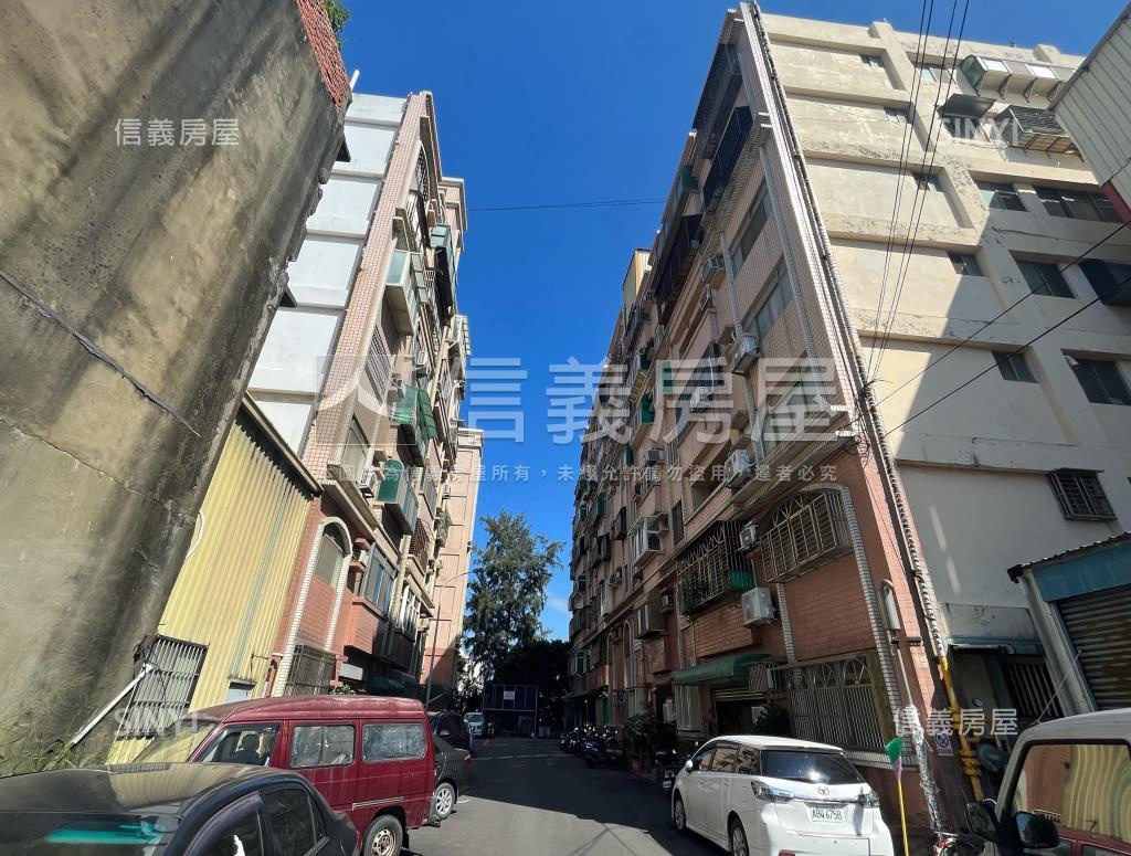 海德堡三期庭園華廈社區外觀及周邊環境